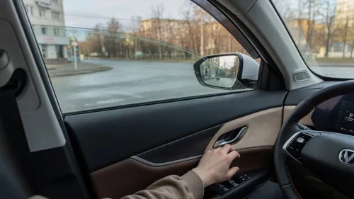 В Перми владелец Changan подал иск к дилеру из-за заевшего стекла