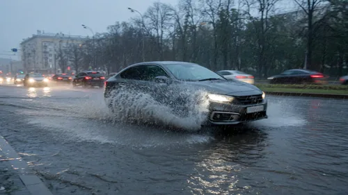 В Москве водителей предупредили об осторожности из-за дождей и ветра